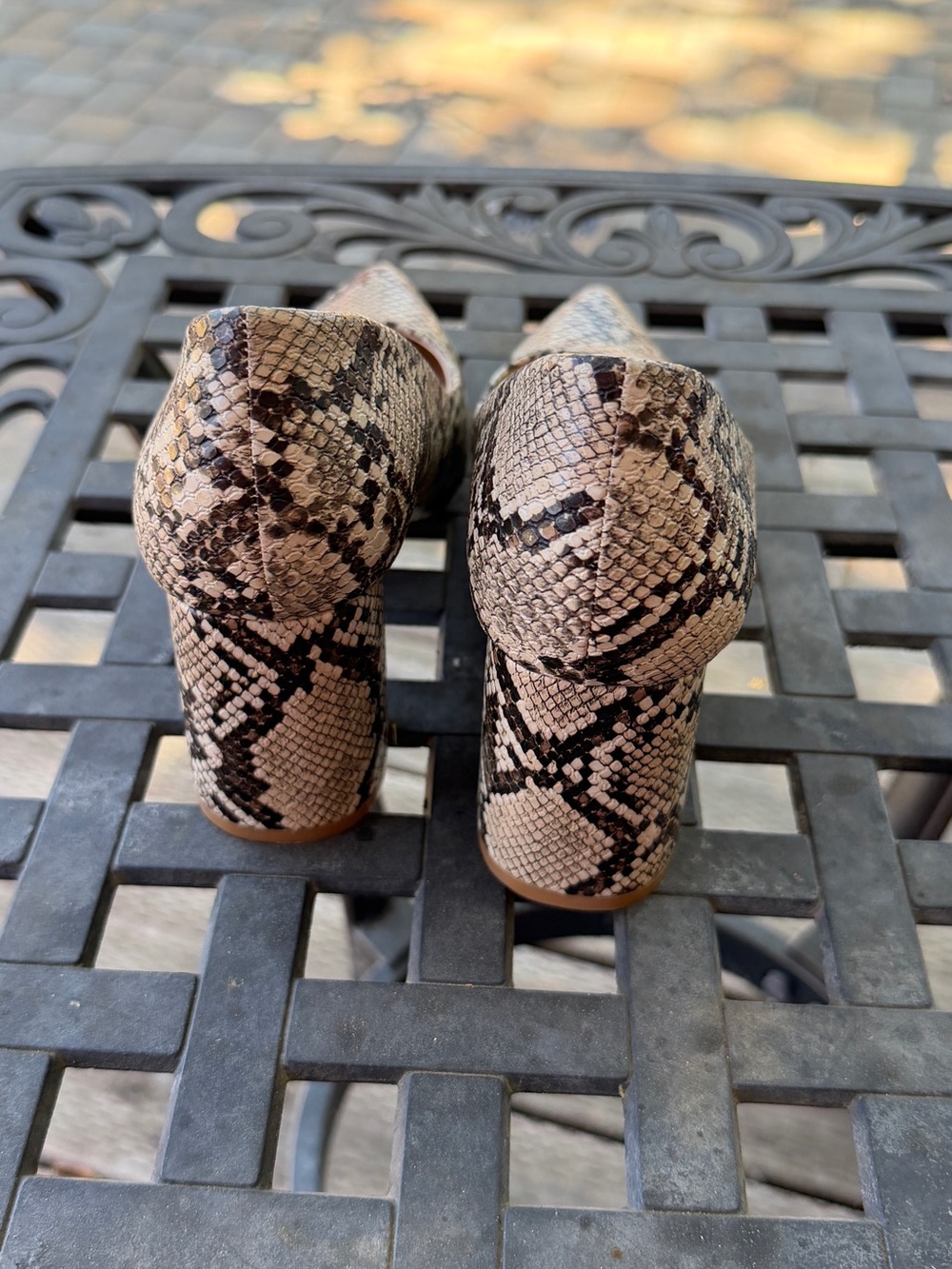 VICI Snakeskin Print Block Heel Pumps – Pointed Toe Dress Heels – Women’s Size 7 - Picture 7 of 8